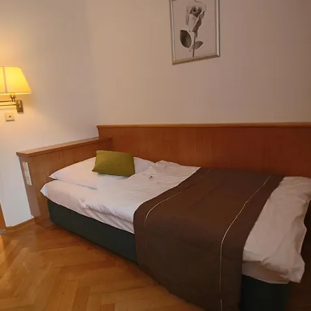 Restaurant Hambacher Winzer Hotel